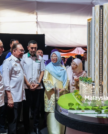 MalaysiaGazette - PM Pecah Tanah Residensi Aman MADANI